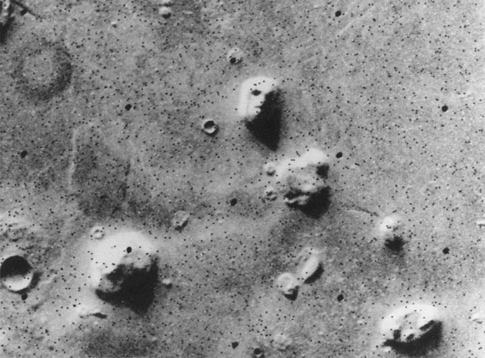 The first image of the Face on Mars